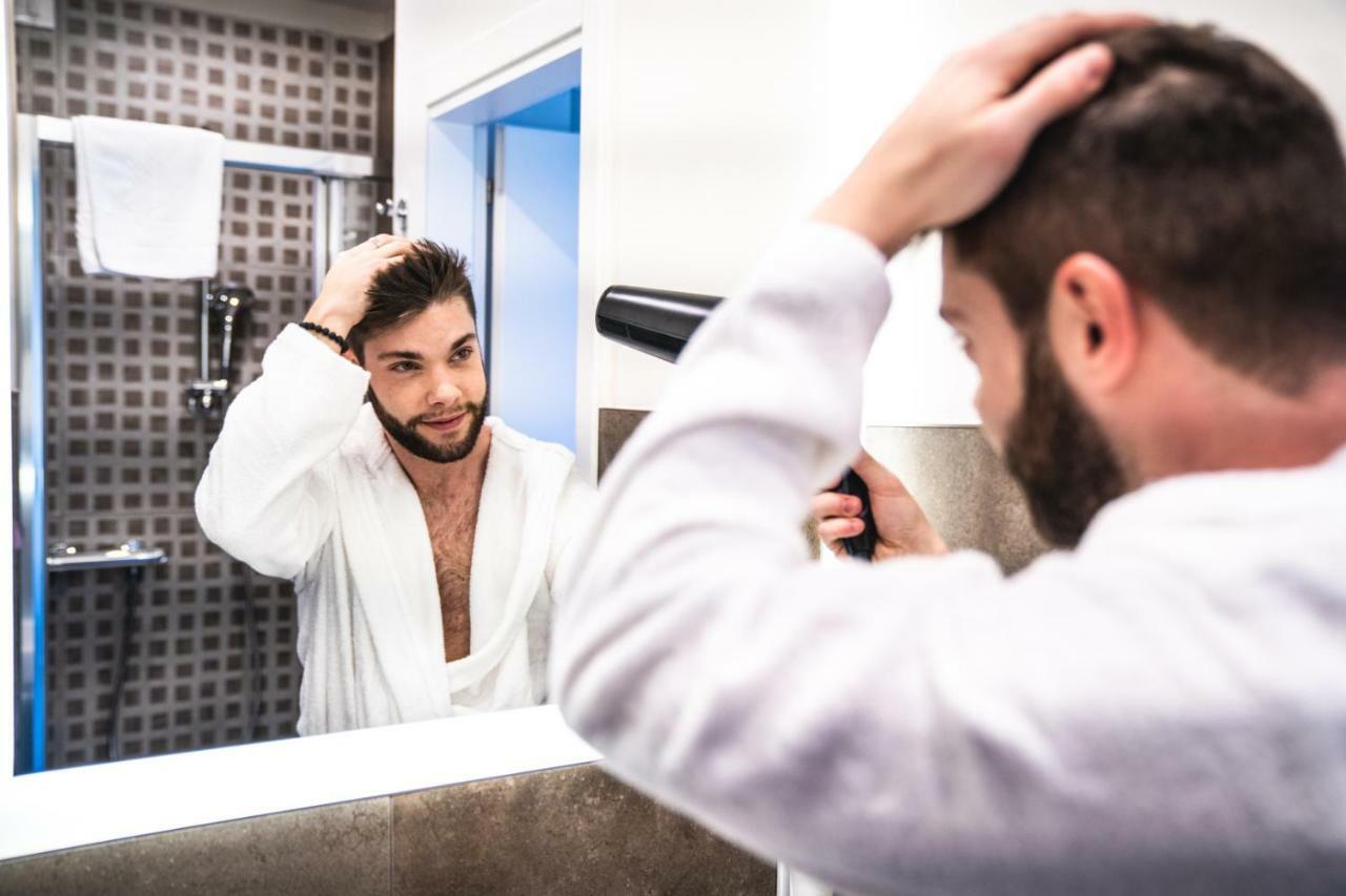 B City Hotel Bardolino Kültér fotó