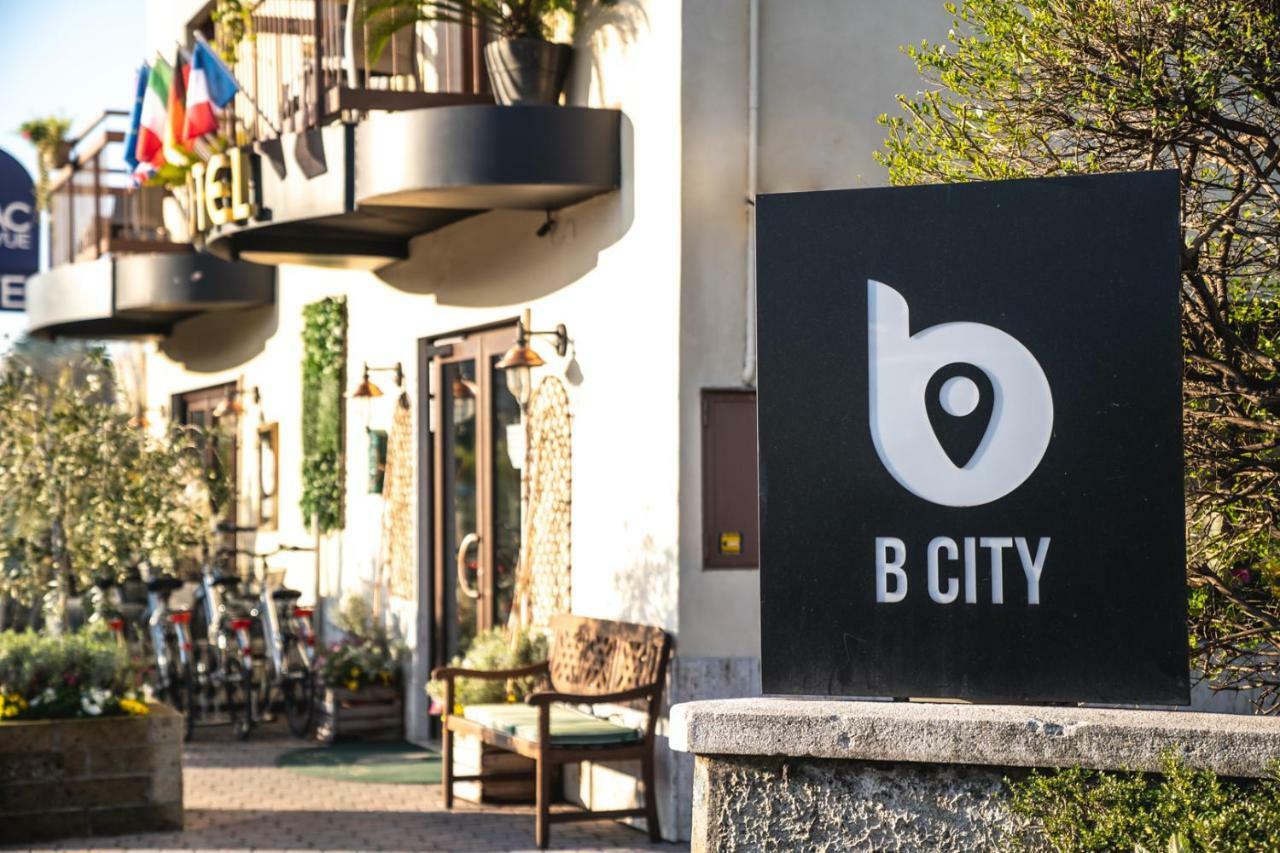B City Hotel Bardolino Kültér fotó